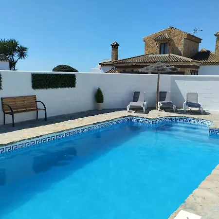 Casa Luype I Piscina Comaprtida * Conil De La Frontera